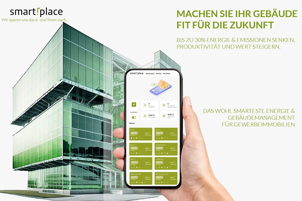 Hand, die ein Smartphone mit einer Gebäude-Management-App zeigt, vor einem modernen, grünen Bürogebäude.