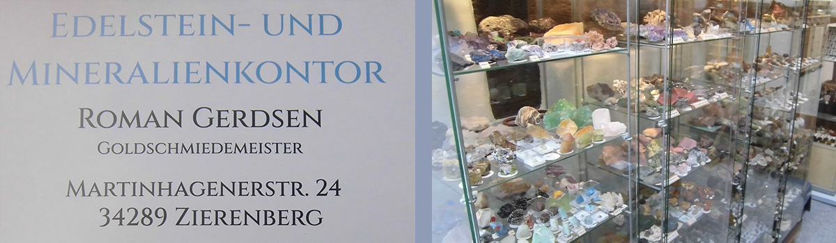 Die Adresse und ein Regal mit Edelsteinen